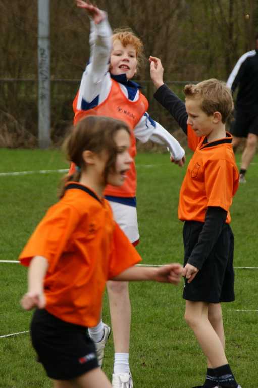 Korfbal E2 3 april 2010-3.JPG